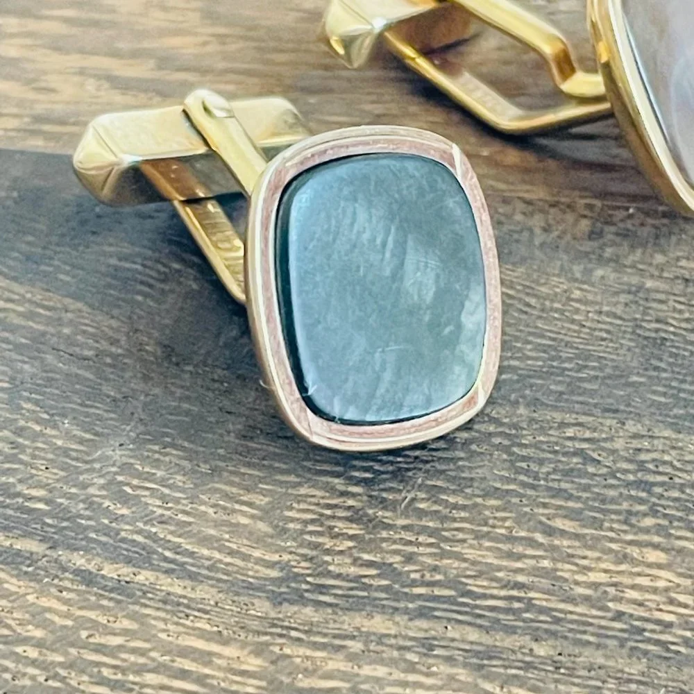 Vintage Swank Abalone Mother of Pearl MAP Shell Gold Tone Cuff Links
